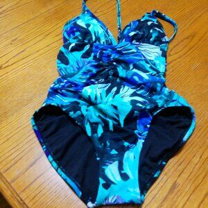 AQUA GREEN SIZE SMALL NEW WITHOUT TAGS